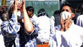 Médicos ingresan a segunda semana de huelga en Bolivia