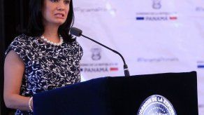 De Saint Malo expresa que se ahuyenta al “decente” de la vida pública