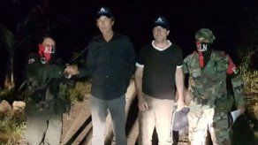 Los periodistas holandeses secuestrados en Colombia regresan a la libertad