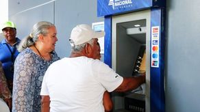 MIDES completará los pagos de sus programas sociales en la tercera semana de noviembre. MIDES completará los pagos de sus programas sociales en la tercera semana de noviembre.