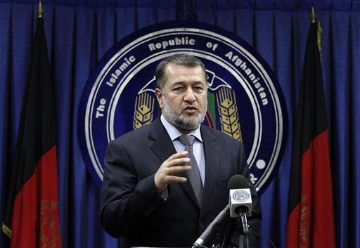 Parlamento afgano aprueba expulsar a altos ministros de Karzai