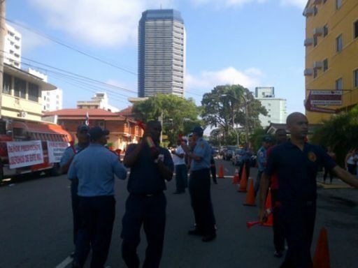 Se dan primeros acuerdos en mesa del diálogo con los bomberos