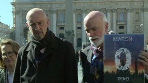 Presionan a Iglesia Católica a cumplir medidas anunciadas contra la pederastia
