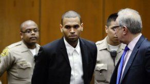 EEUU: Rapero Chris Brown debe cumplir 1.000 horas de trabajo comunitario