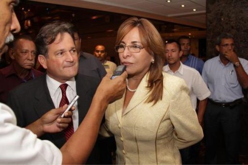 Juan Carlos Navarro y Balbina  Herrera hacen las paces