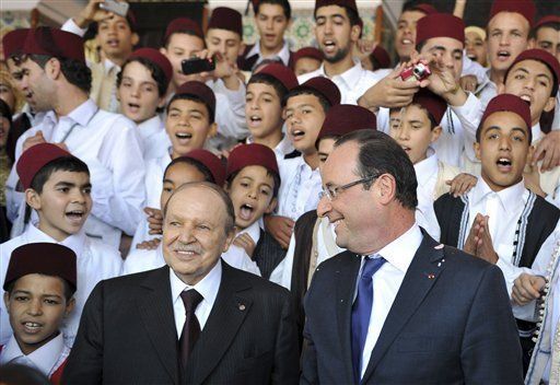 Hollande: Francia fue brutal en Argelia