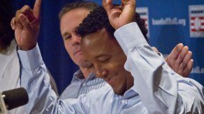 Dominicana recibe a Pedro Martínez con festejos