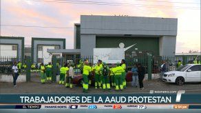 Trabajadores de la AAUD siguen en paro por contratación de empresas privadas