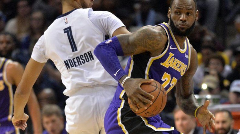 LeBron y los Lakers vencen con facilidad a los Grizzlies