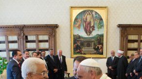 El papa Francisco recibió a Mahmud Abás durante 20 minutos en el Vaticano El papa Francisco recibió a Mahmud Abás durante 20 minutos en el Vaticano
