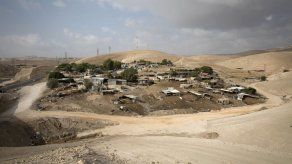 Netanyahu aplaza demolición de comunidad en Cisjordania