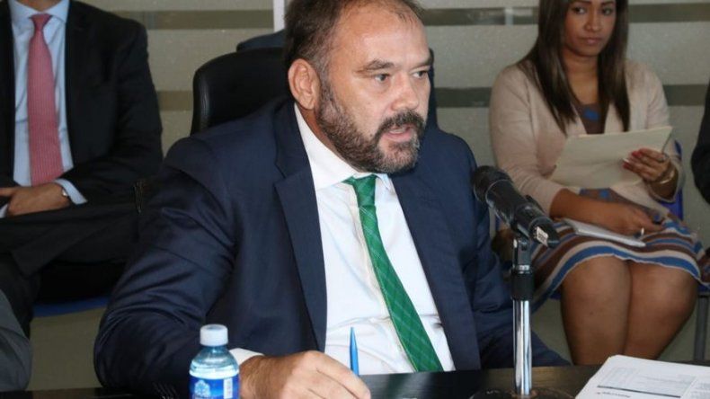 Directivos de Naturgy responden a cuestionamientos sobre el sistema eléctrico en el país