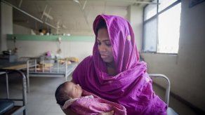 800 mujeres mueren al día por complicaciones en el embarazo o el parto