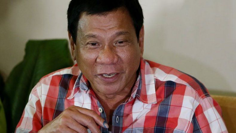Presidente electo de Filipinas carga contra Iglesia, obispos