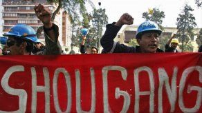 Un muerto y un herido en protestas contra la minera china Shougang en Perú
