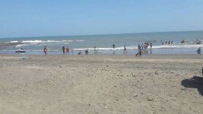 Anteproyecto busca prohibir el cobro por acceso a playas y ríos en Panamá