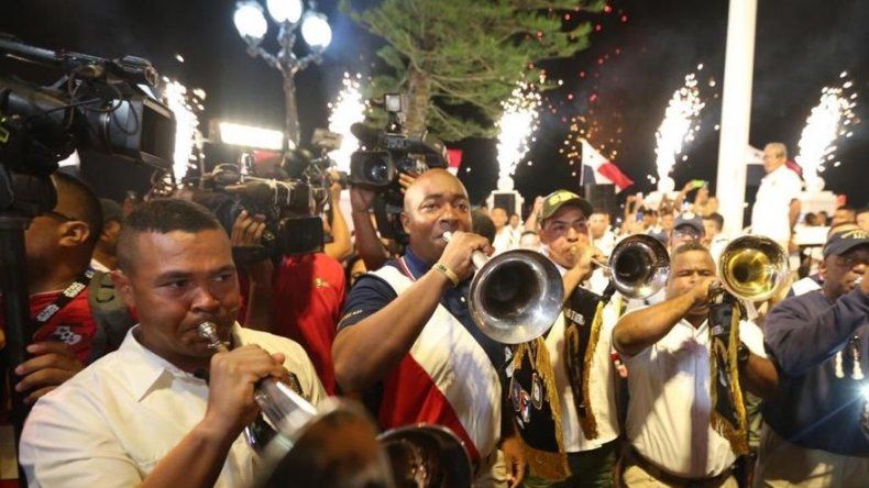Con tradicionales Dianas inicia la celebración de los 116 años de separación de Colombia