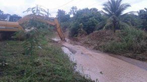 Realizan dragado en el Mastranto Final en La Chorrera