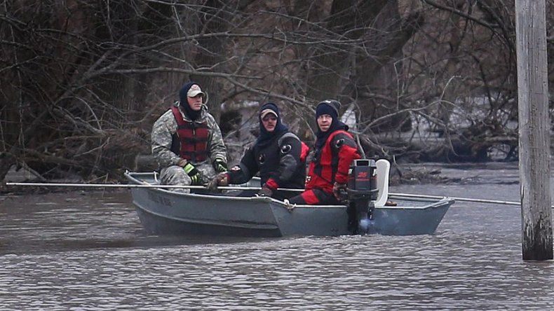EEUU: Sur de St. Louis se prepara para inundaciones