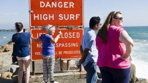 Norbert se aleja de costas del Pacífico mexicano