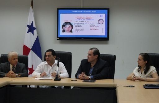 En octubre entra a regir la nueva licencia de conducir bilingüe
