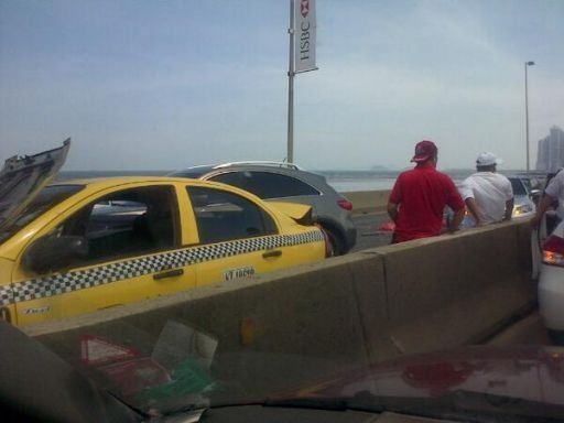 Accidente de tránsito genera congestionamiento en Corredor Sur