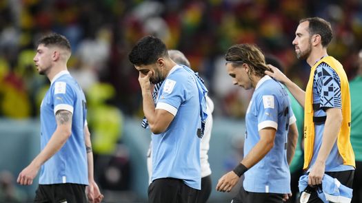 El final del partido entre uruguayos y ghaneses estuvo marcado por una enorme tensión.