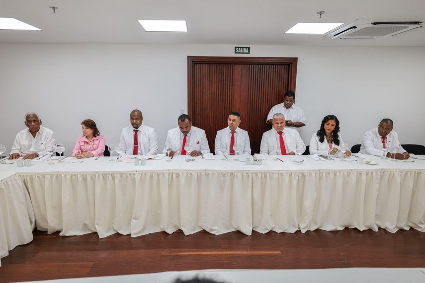 Presidente Mulino encabeza actos del 5 de noviembre