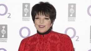 Liza Minnelli se rompe la espalda jugando con sus perros