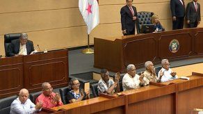 Diputados aprueban 5 proyectos en tercer debate a pocas horas para cerrar sesiones