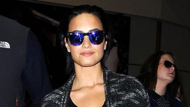Demi Lovato, desconsolada tras la muerte de su bisabuelo