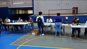Más de mil estudiantes de Colón son beneficiados con el pago de sus becas