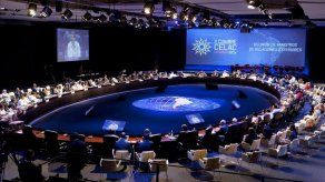 China brinda su apoyo al joven bloque CELAC con cumbre y foro ministerial