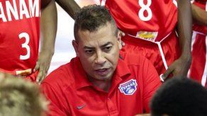 David Rosario abandona a la selección nacional a 3 días de enfrentar a Brasil