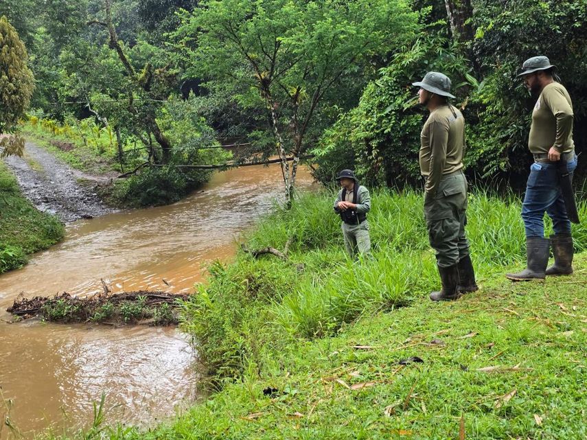 MiAmbiente mejora sendero en la Reserva Forestal El Montoso