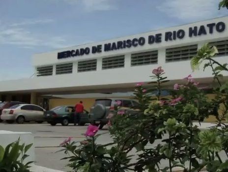 Autoridades ampliarán ventas en Mercado del Marisco en Río Hato