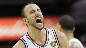Ginóbili brilla; Spurs