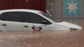 Decenas de muertos por inundaciones en Sudáfrica