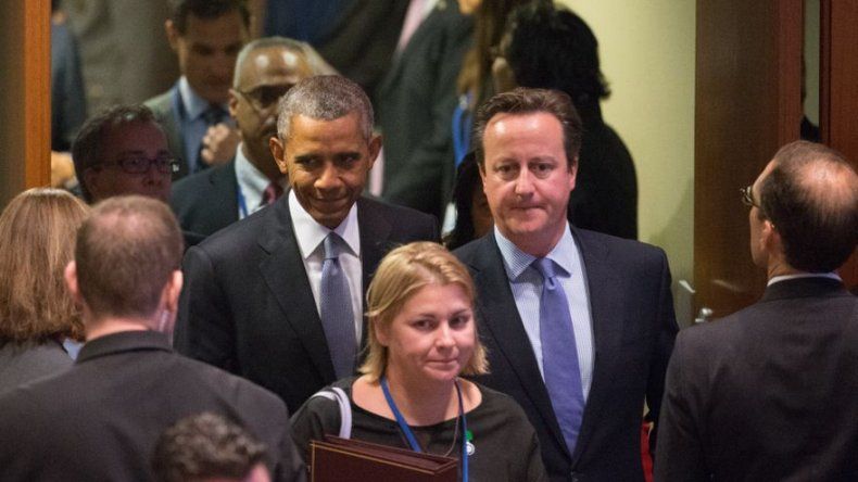 Obama y canciller iraní se dan la mano