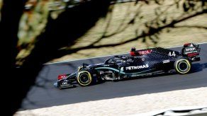 Hamilton le arrebata la pole de Portugal a Bottas