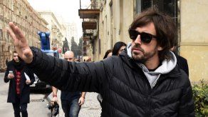 Alonso dice que cambió a McLaren porque correr detrás del resto es doloroso