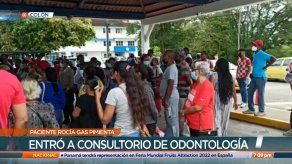 Paciente molesta le rocía gas pimienta médico en Colón