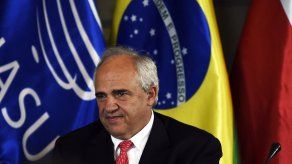 Secretario de Unasur pide mínimos humanitarios en diálogos Colombia-FARC