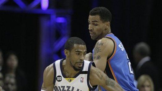 Grizzlies gana en TE y toma ventaja de 3-1