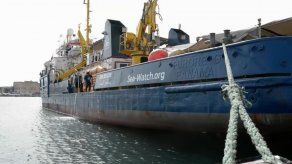 Otro barco humanitario bloqueado en Malta