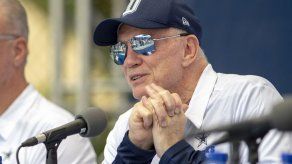 Jugadores de Cowboys deberán estar presentes durante himno