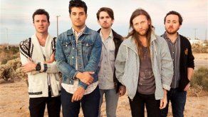 Sports Illustrated invita a músicos para número de trajes de baño