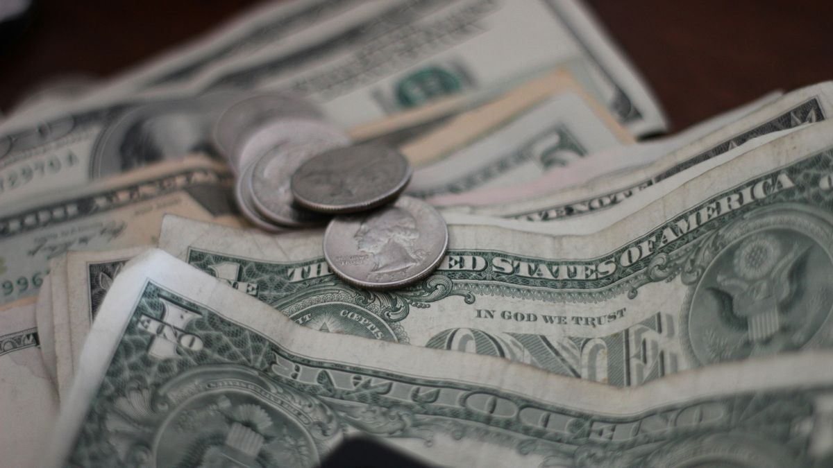 Calendario de pagos de quincena a funcionarios públicos.