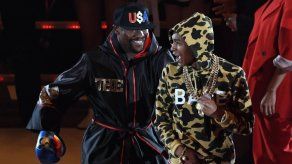 Mayweather derrota al japonés Nasukawa por KO técnico