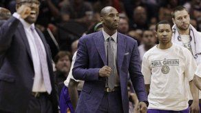 Kobe Bryant fuera de acción por cuarto partido consecutivo